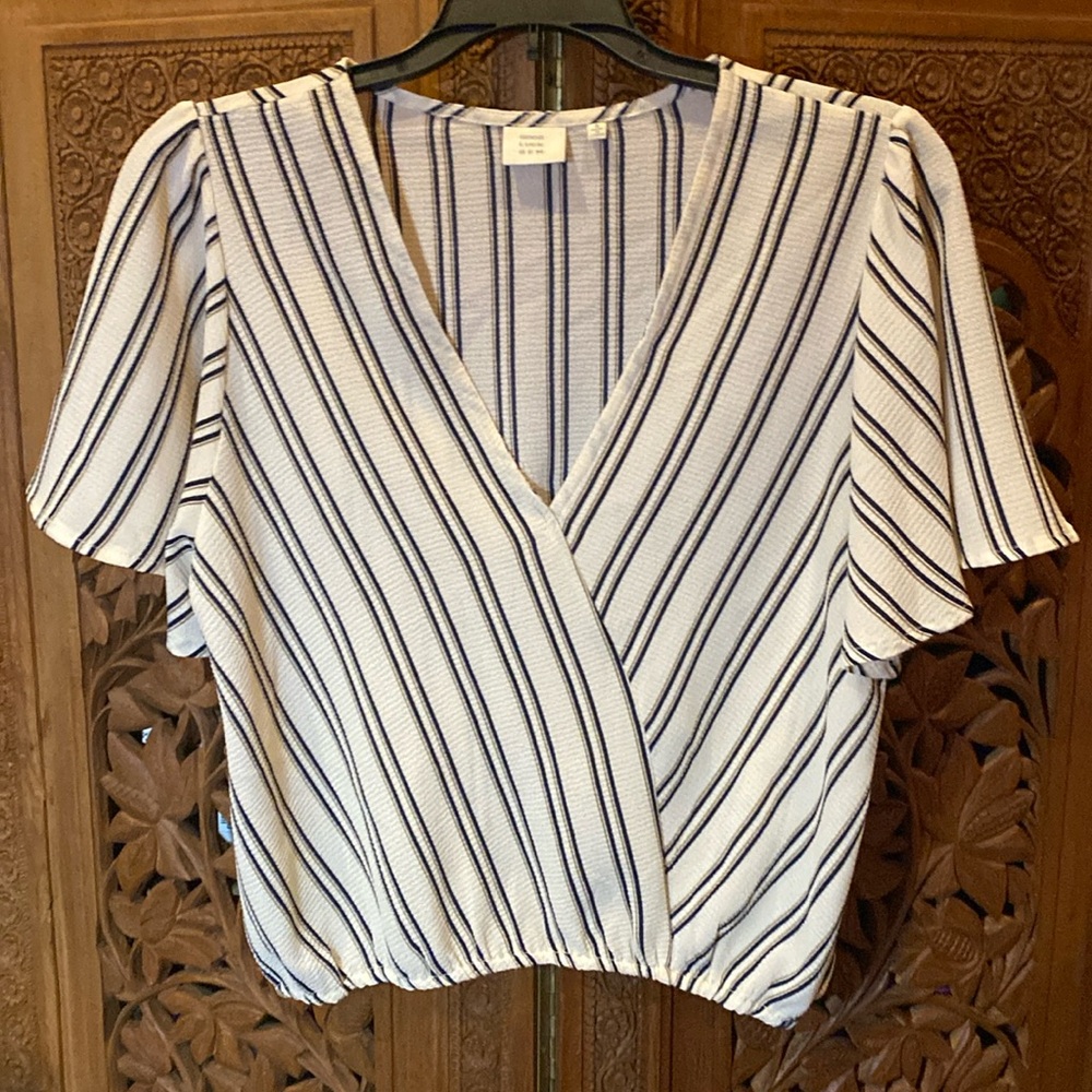 EUC - Good Luck Gem- Striped V-Neck Crop Top - Picture 1 of 9